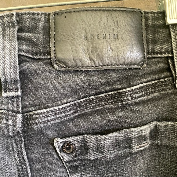 H&M Black Skinny Jeans. - Picture 1 of 5
